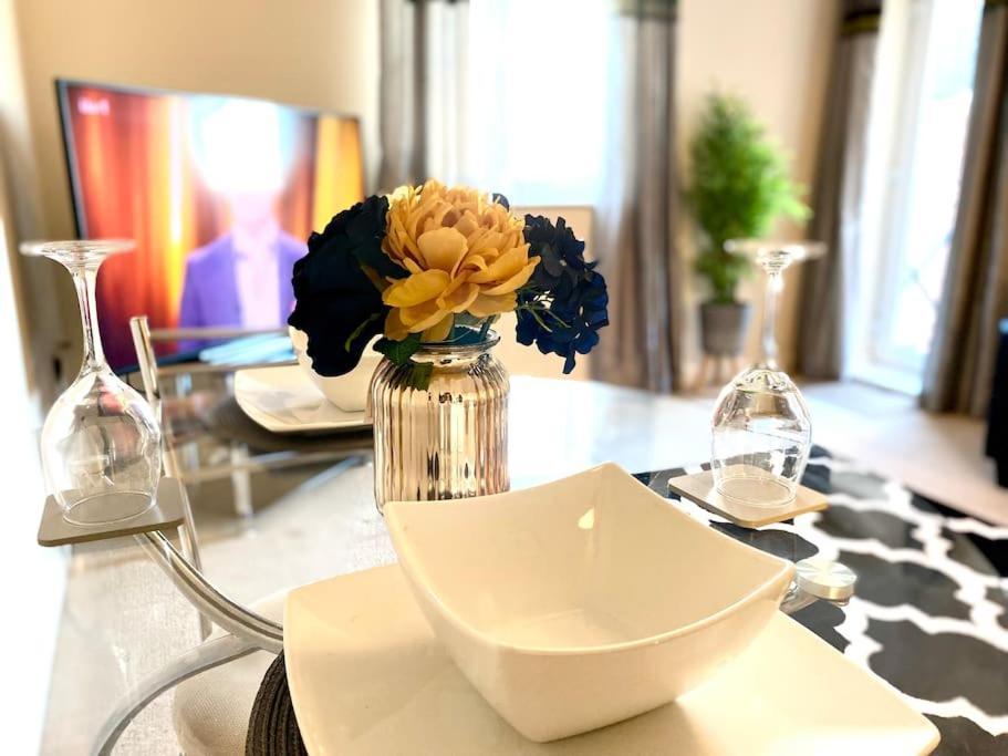 Amazing 2-Bed City Centre Apt With Parking كوفنتري المظهر الخارجي الصورة